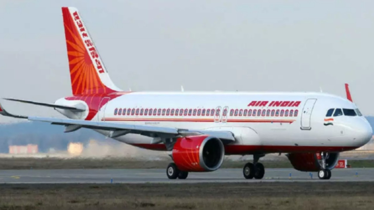 You are currently viewing Clogged toilets? Air India flight forced to return to Chicago after 10 hours in air