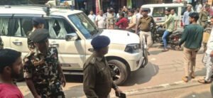 Read more about the article Jewellery worth Rs 25 crore robbed from showroom
