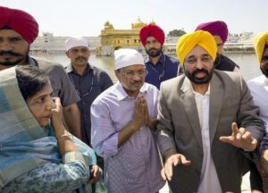 Read more about the article ‘Mann saab isn’t going anywhere’: Kejriwal shuts down rumors of Punjab CM’s exit