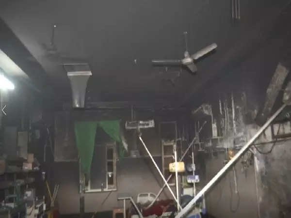 You are currently viewing 190 patients evacuated after AC unit blast sparks fire at Gwalior hosp