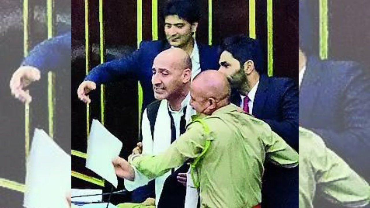 You are currently viewing Under opposition fire, Omar govt orders magisterial probe into Gujjar brothers’ deaths