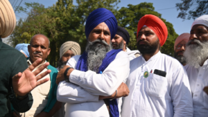 Read more about the article Farm leaders including Jagjit Singh Dallewal, Sarvan Singh Pandher detained in Mohali