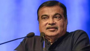 Read more about the article Nitin Gadkari refuses to fall for Mallikarjun Kharge’s bait, corners him instead