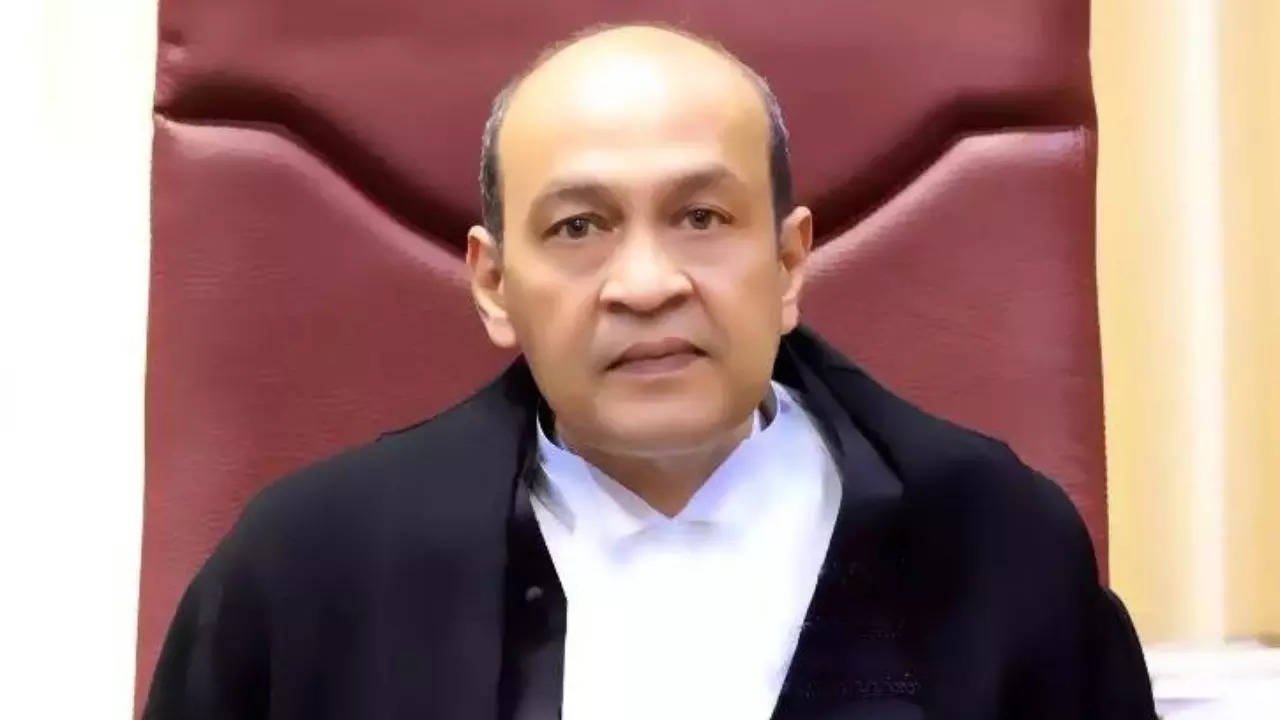 You are currently viewing Cash row inquiry report: ‘No cash was ever placed in that storeroom’, claims Justice Yashwant Varma
