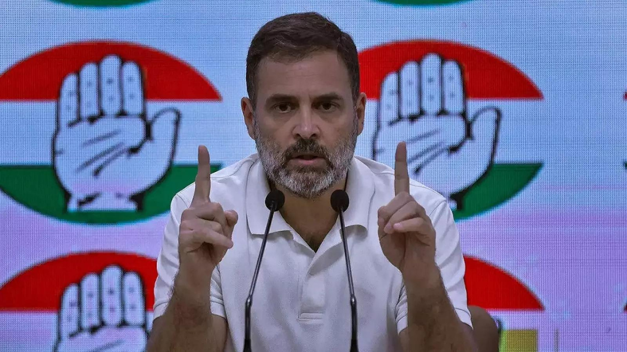 You are currently viewing ‘Matter under consideration’: Centre on plea challenging Rahul Gandhi’s citizenship