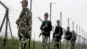 Read more about the article 3 cops, 3 terrorists killed in J&K