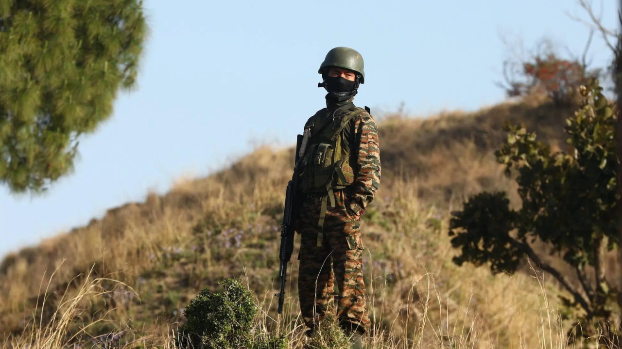 You are currently viewing J&K: Kathua encounter enters day 2, bodies of 3 policemen recovered
