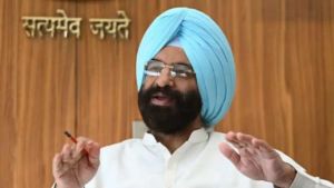 Read more about the article ‘Over 1 lakh vehicles that exceeded pollution limit still received PUC certificates’: Delhi minister Sirsa targets Kejriwal over CAG report
