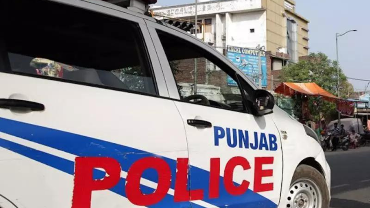 You are currently viewing Explosion near police post in Patran, investigation underway