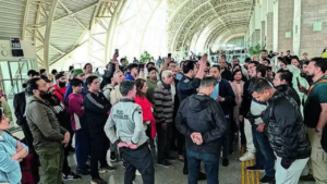 Read more about the article 260 on London-Mumbai flight stranded in Turkiye since Wednesday