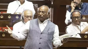 Read more about the article ‘Rubbing salt on wound’: Cong attacks Centre over LPG, fuel excise duty hike; shares old video of PM Modi