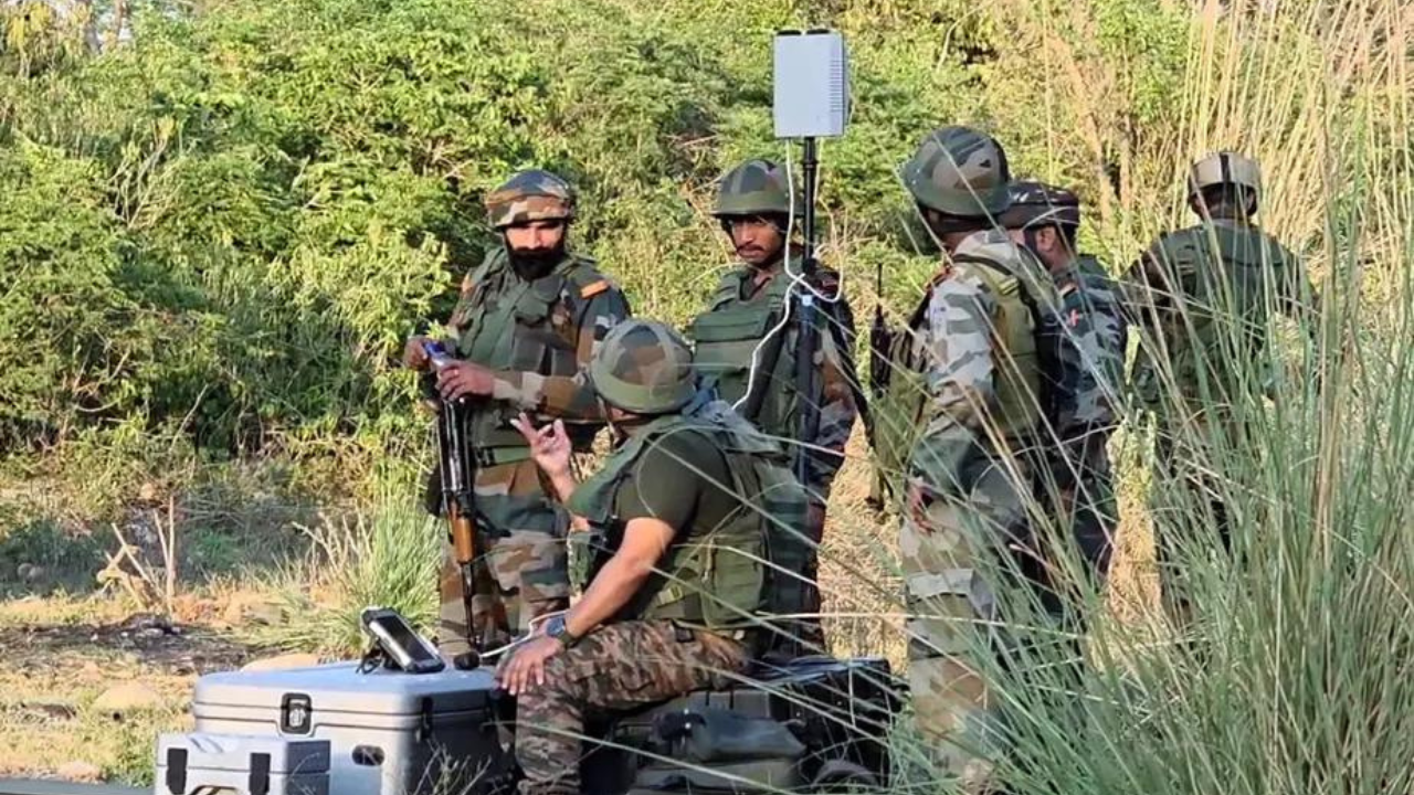 You are currently viewing Search ops in 6 Jammu districts intensified to track down hiding terrorists