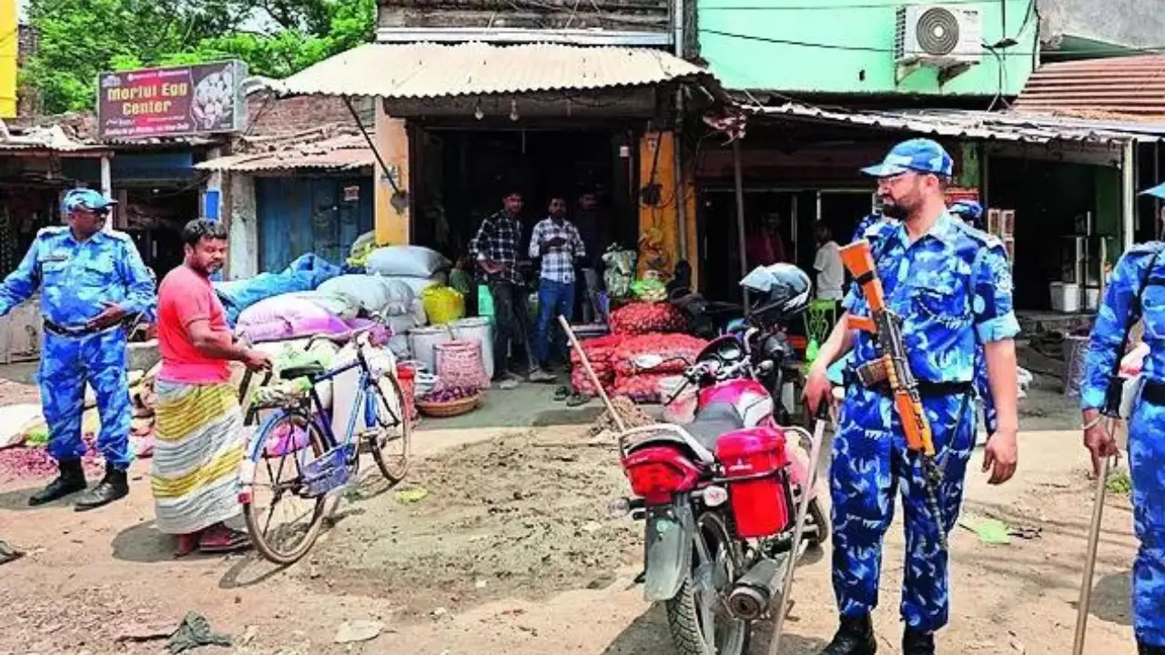 You are currently viewing 2 SPs shifted days after Bengal violence