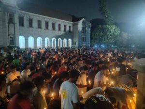 Read more about the article IISc community holds candlelight vigil to condemn Pahalgam terror attack
