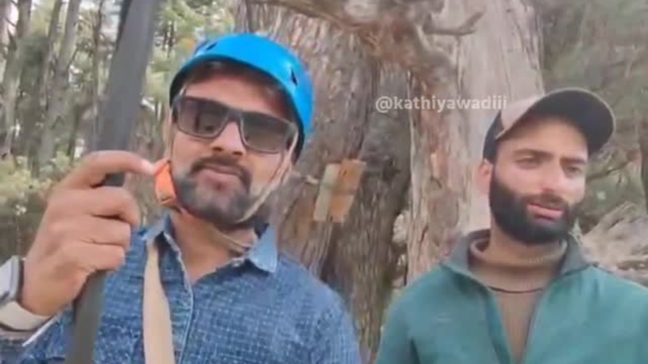 You are currently viewing Pahalgam horror caught on cam: Zipliner inadvertently records terror attack