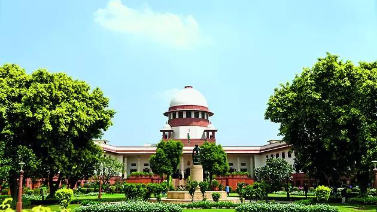 You are currently viewing SC says HC prima facie correct in impleading govt, ASI in Mathura row