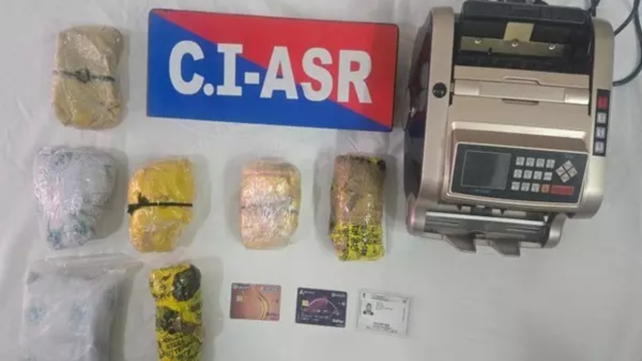 You are currently viewing Pakistan-linked drug smuggling network busted in Punjab, 5 kg heroin seized