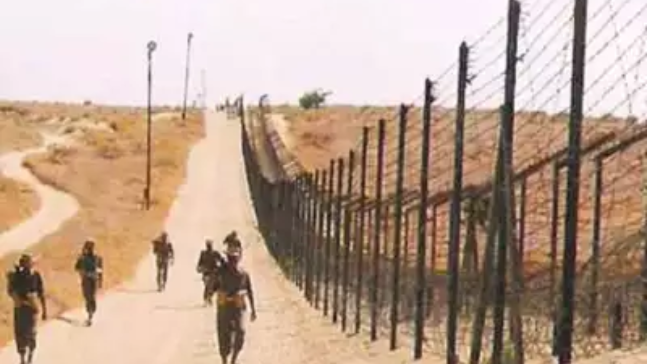 You are currently viewing Pakistani Ranger captured by BSF along India-Pakistan border in Rajasthan