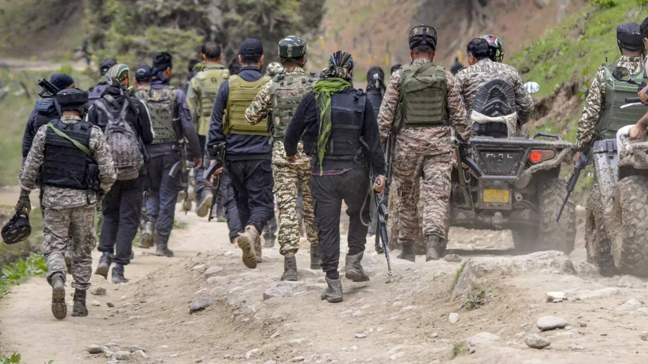 You are currently viewing Days before Pahalgam attack, intelligence hinted at terror plans to hit tourist sites in Jammu and Kashmir