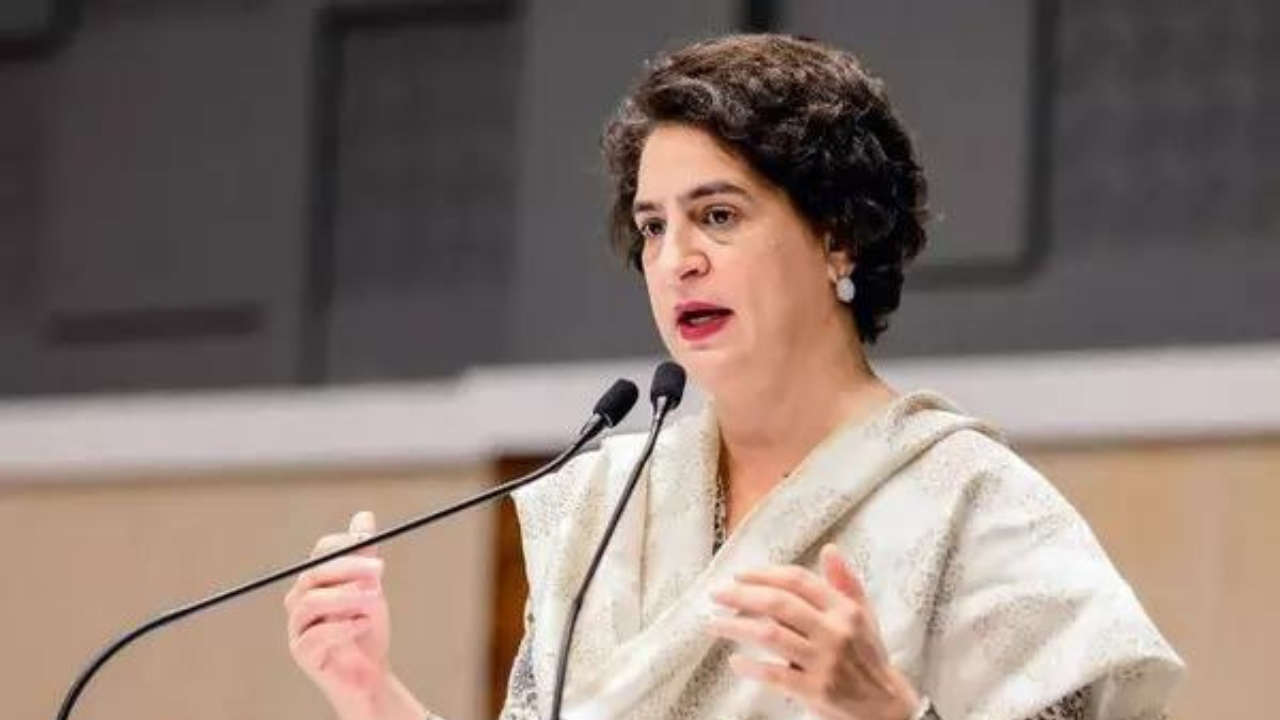 You are currently viewing ‘My brother took up cause’: Priyanka Gandhi says government ‘pressured’ for caste census