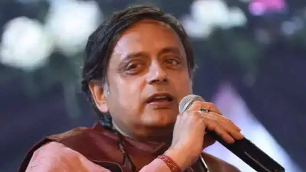 You are currently viewing ‘Centre chose who they felt appropriate’: Shashi Tharoor reacts to Congress not suggesting his name for all-party delegation list