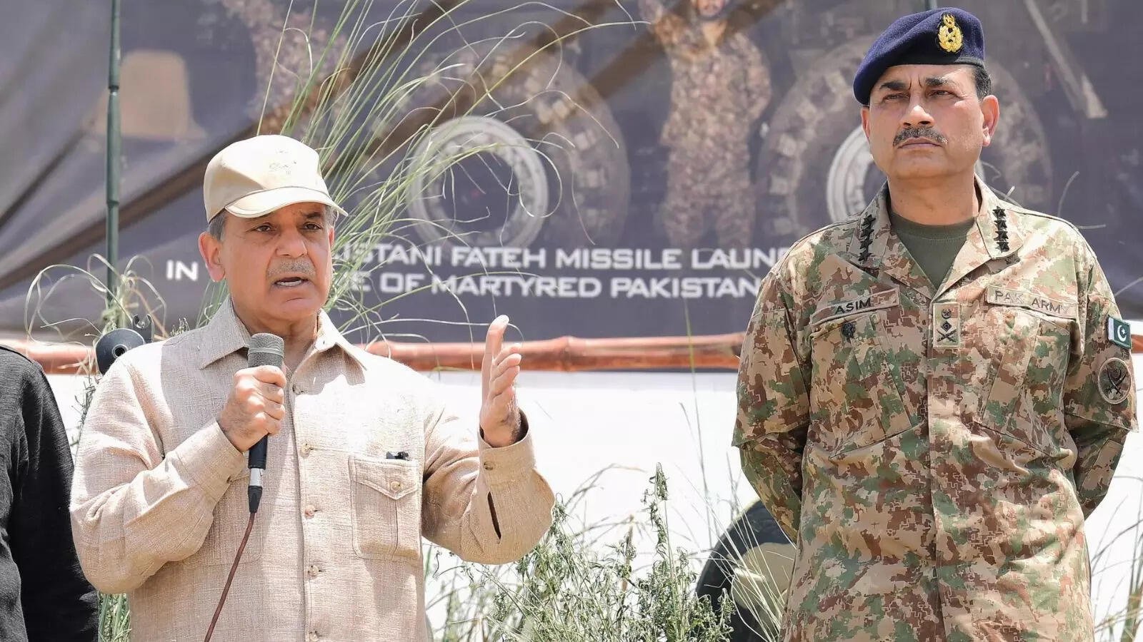 You are currently viewing Sharif admits Nur Khan base was struck: ‘Munir rang me up at 2.30am’