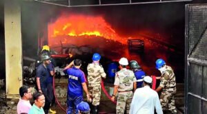 Read more about the article Factory owner, 87, toddler grandson among 8 killed in Maha factory blaze