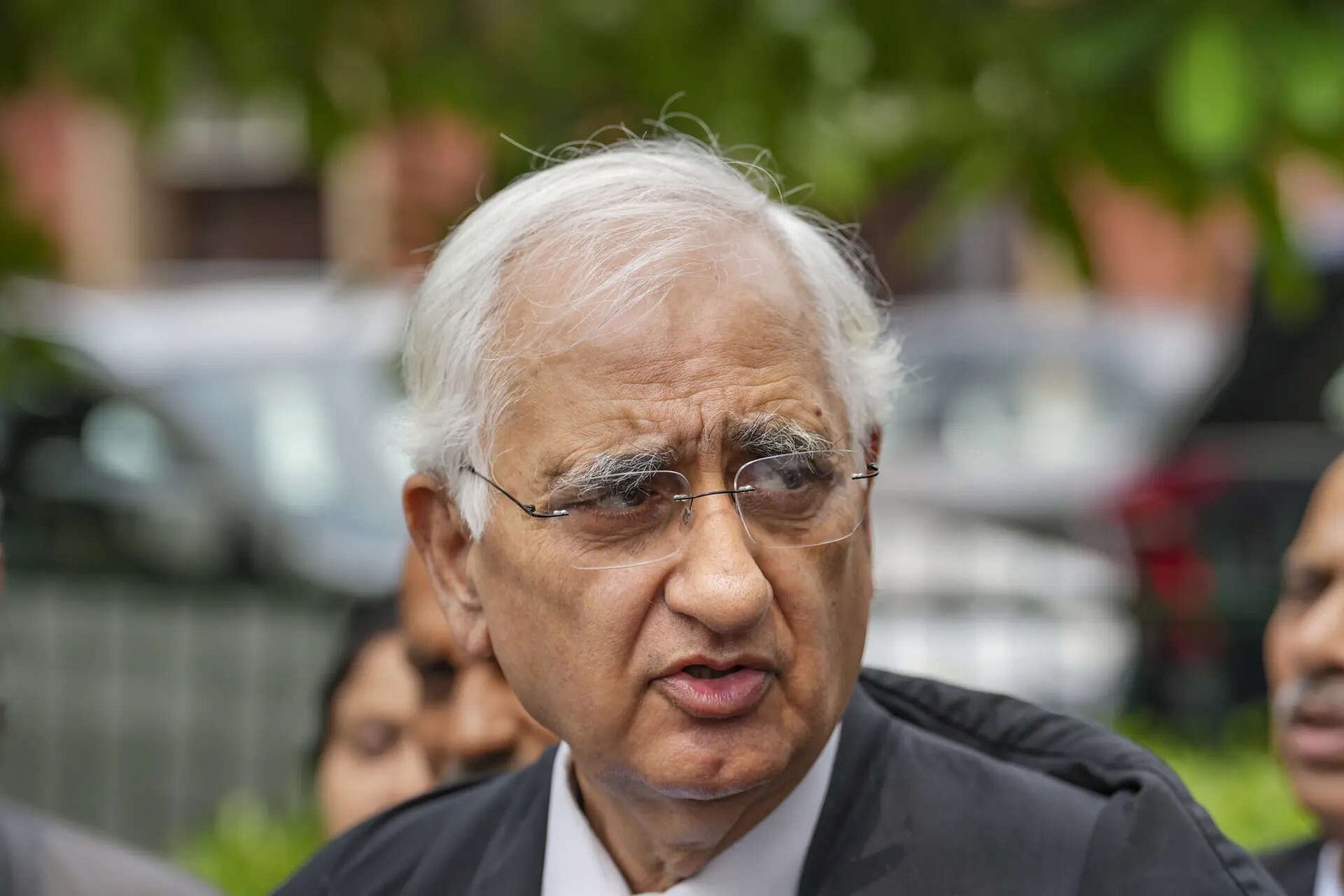 You are currently viewing No mediation, only bilateral talks: Salman Khurshid differs with Congress on India-Pakistan ‘ceasefire’