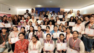 Read more about the article Anil Vij Urges Youth to Limit Screen Time, Announces Rs 12.5 Lakh Grant for Meritorious Students