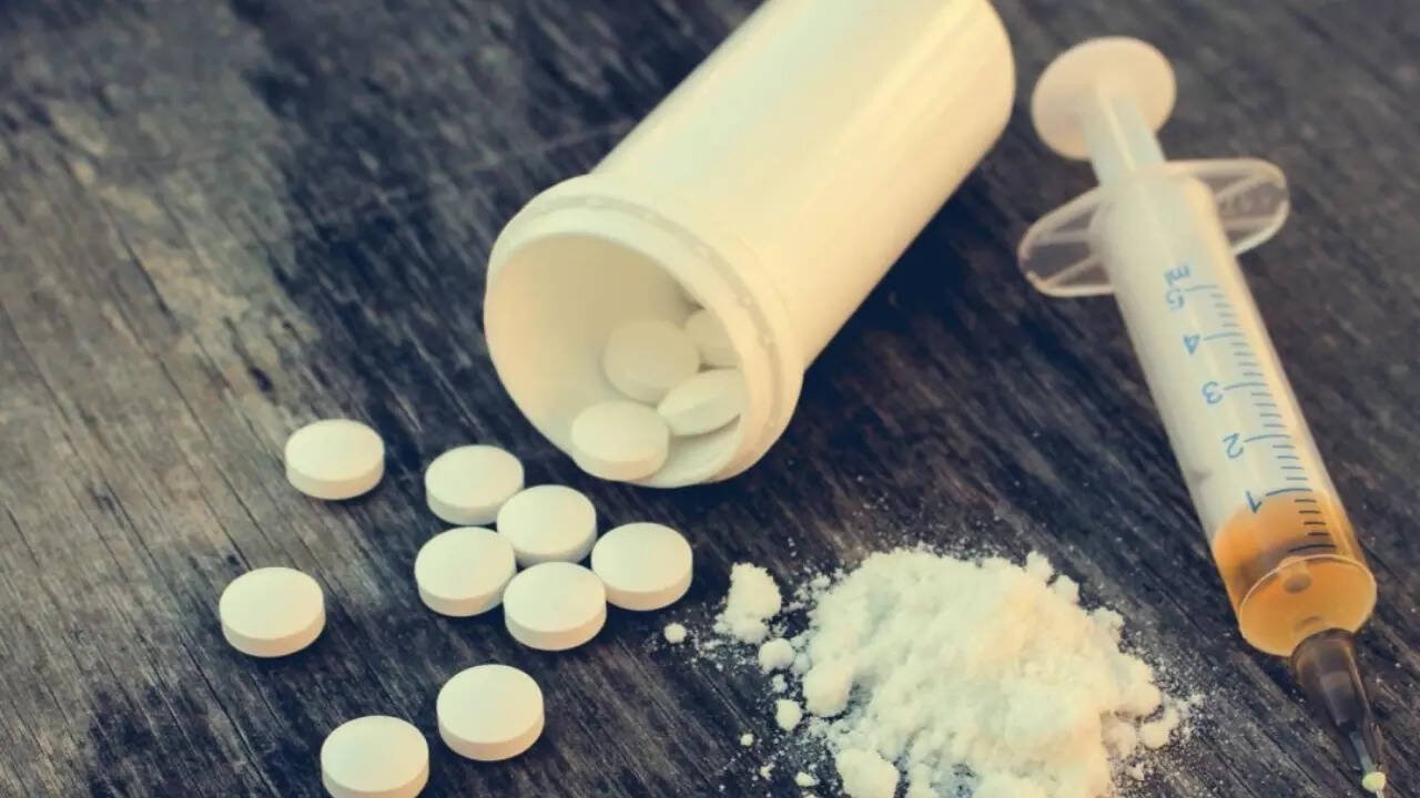 Read more about the article J&K govt staffer dismissed for drug case links