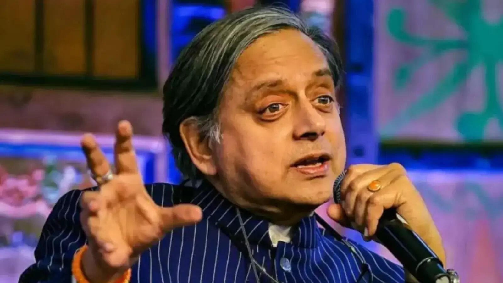 You are currently viewing India will not talk to Pakistan with gun pointed at our head: Shashi Tharoor