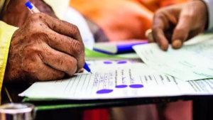 Read more about the article Amid din over Bengaluru stampede, Congress orders new Karnataka caste survey
