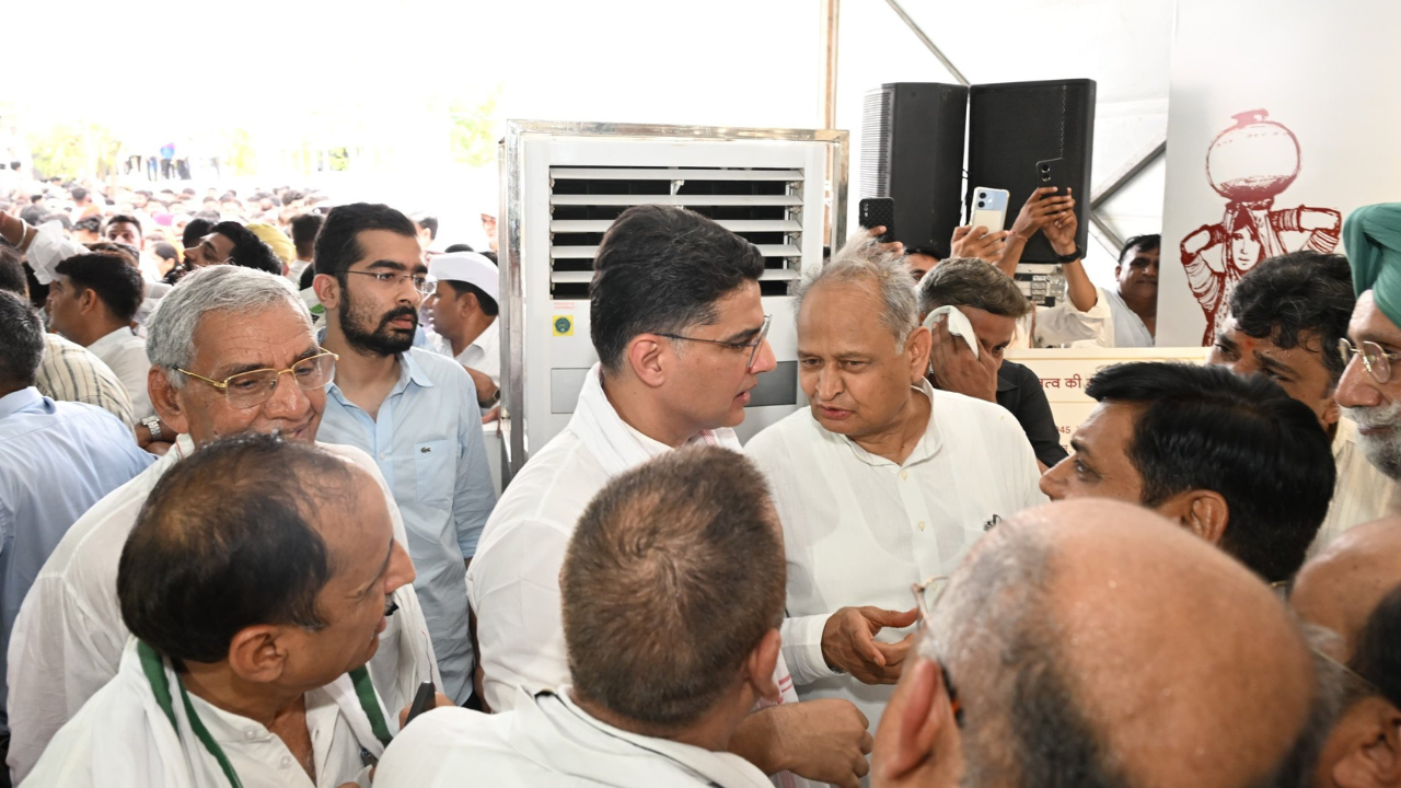You are currently viewing On relations with Sachin Pilot, Ashok Gehlot says, ‘When were we ever apart?’; hints at possible thaw with ex-deputy