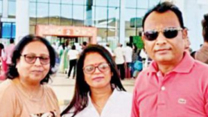 Read more about the article Gujarat plane crash: It was to be a reunion in UK. Now, Vasad joint family mourns loss of 3 members