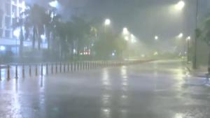 Read more about the article Delhi cools down: Gusty winds, thunderstorms hit the city; IMD issues alert