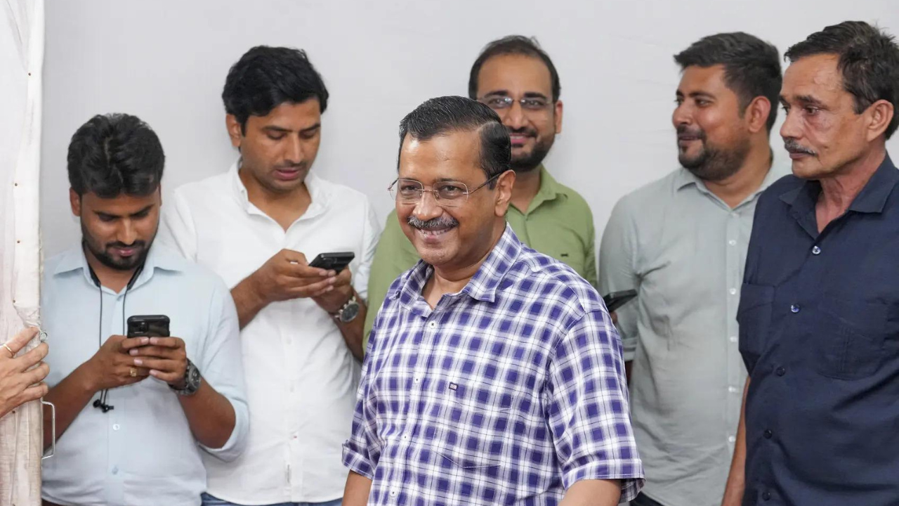 You are currently viewing Assembly bypolls: AAP retains 2 seats in Punjab, Gujarat; Kejriwal takes fresh jibe at Congress, BJP