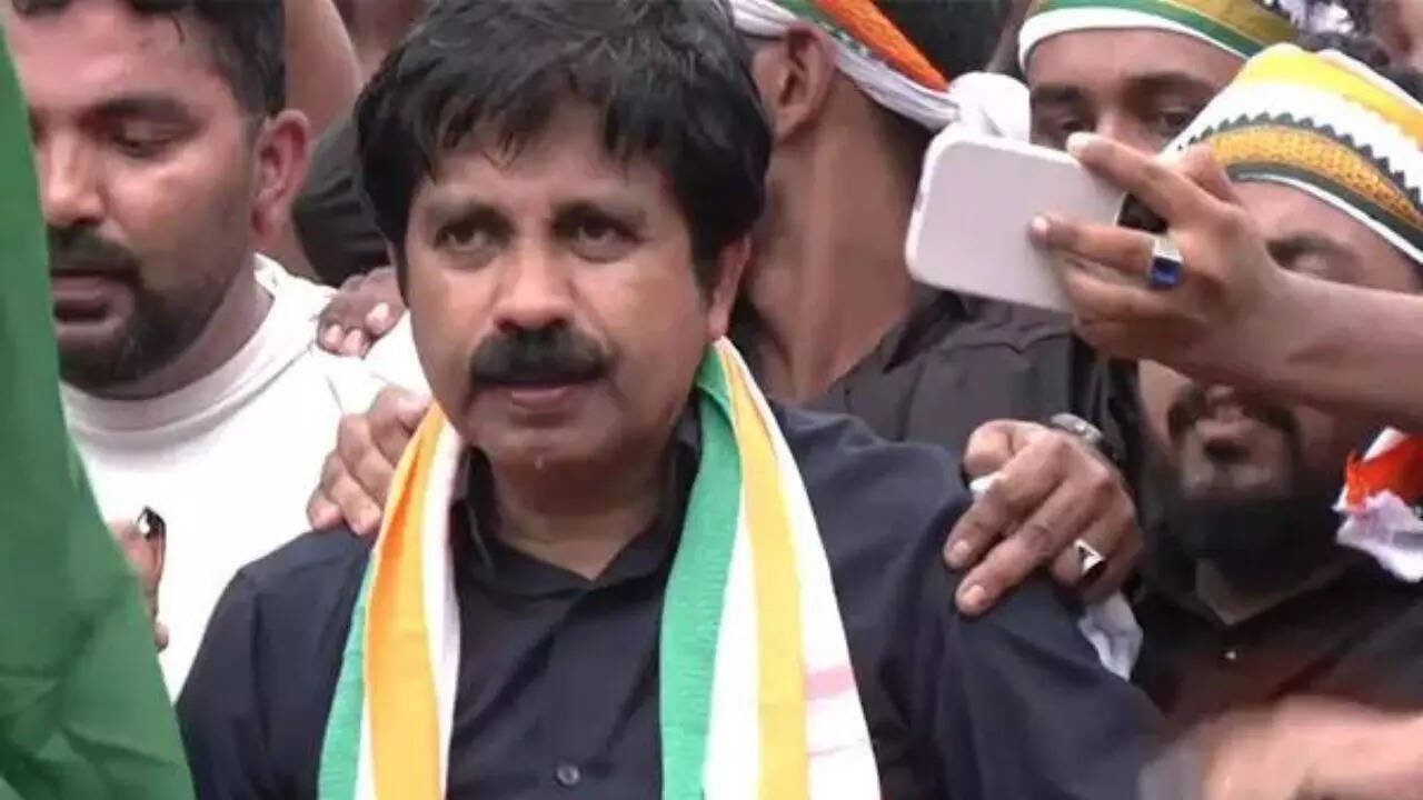 You are currently viewing Kerala bypoll: UDF wrests Nilambur from LDF; Congress’ Aryadan Shoukath wins by 11,077 votes