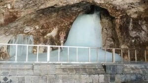 Read more about the article Tight security in place for Amarnath Yatra, pilgrims advised to move in convoys
