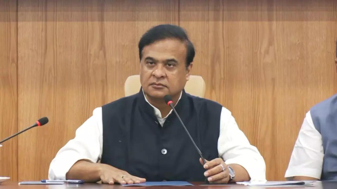 You are currently viewing ‘Secularism goes against Indian idea’: Assam CM Himanta Biswa backs RSS call to remove words from Constitution; adds ‘socialism never our vision’