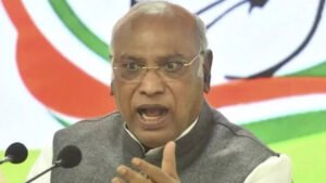 Read more about the article K’taka call lies with party brass, says Kharge; if you’re chief, who’s ‘high command’: BJP