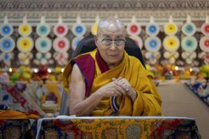 Read more about the article China vs Dalai Lama: Beijing says govt to approve successor; claims name to come from golden urn