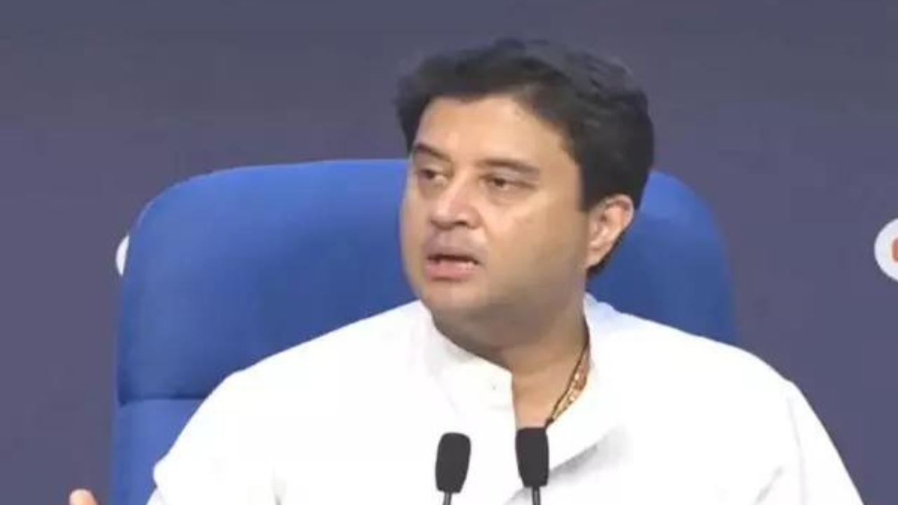 You are currently viewing Postal dept may exploit real estate commercially: Jyotiraditya Scindia