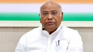 Read more about the article ‘Leadership crisis, incompetence’: Mallikarjun Kharge takes jibe at BJP; blames it for Gujarat bridge tragedy
