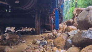 Read more about the article Landslide debris derails goods train in J&K’s Kathua
