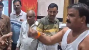 Read more about the article Slapgate row: Case registered against Shiv Sena MLA for slapping canteen worker; 2 days after viral video