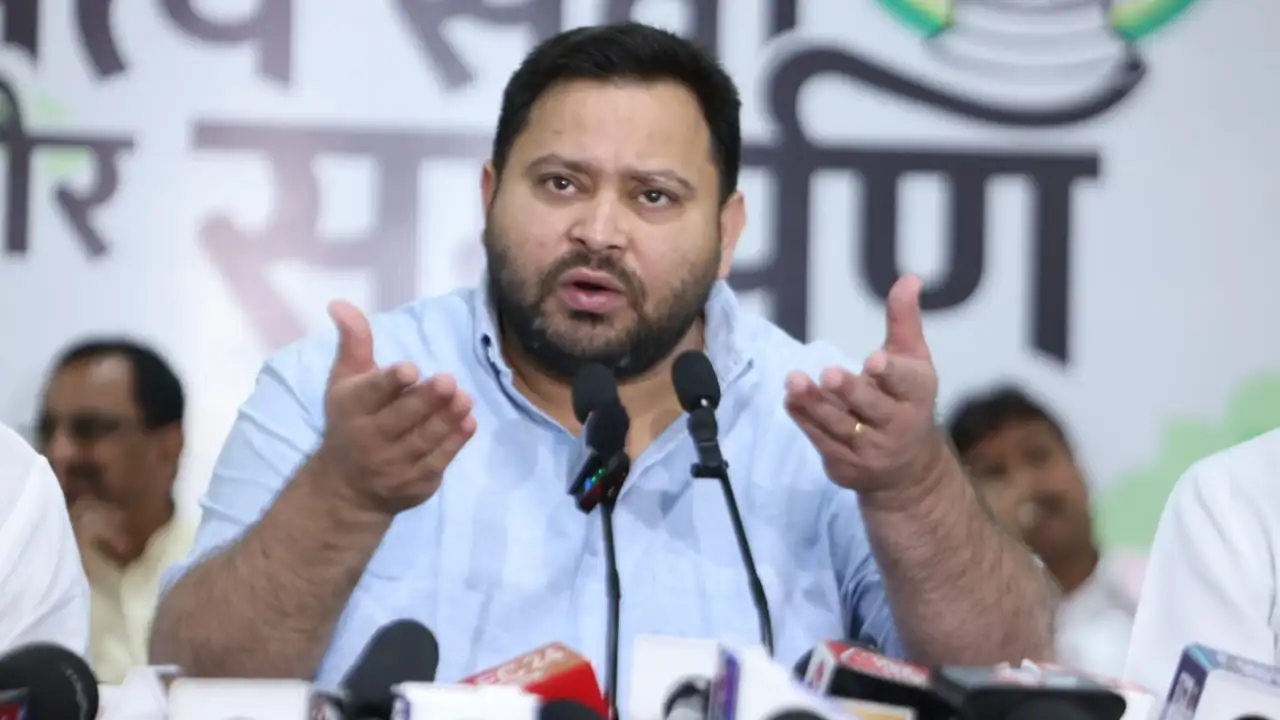 You are currently viewing ‘Uneducated’: BJP’s Sanjay Jaiswal slams Tejashwi Yadav’s ‘sootra’ remark on SIR; demands apology