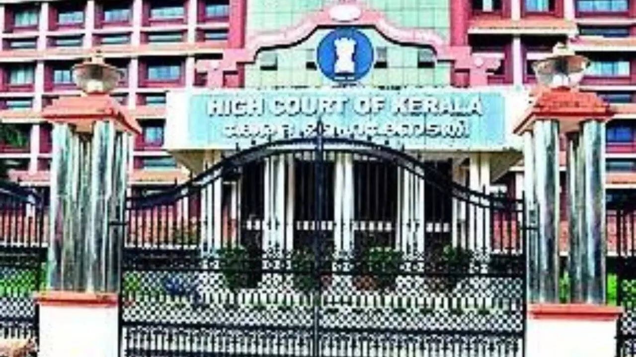 You are currently viewing Kerala high court rejects governor’s plea on temporary vice chancellors