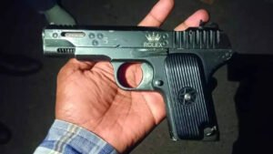 Read more about the article Pakistani drones back, pushing drugs & guns into India