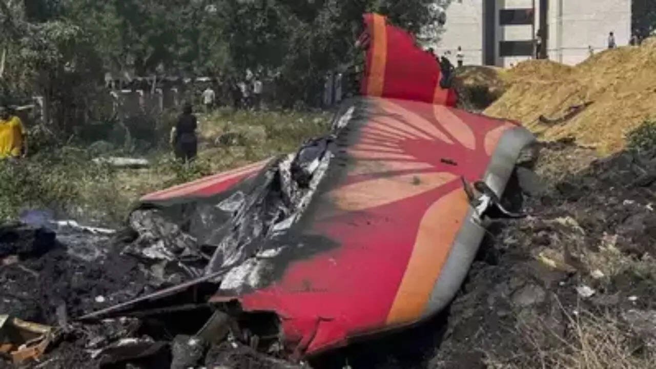You are currently viewing ‘International media reports on Air India crash are irresponsible’: Investigator asks to wait for final investigation result; asks to refrain from spreading premature narratives