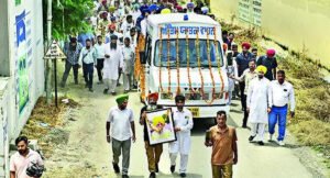 Read more about the article Hundreds gather for Fauja’s final journey